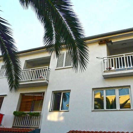 Apartments By The Sea Drvenik Donja Vala, Makarska - 6756 Екстериор снимка