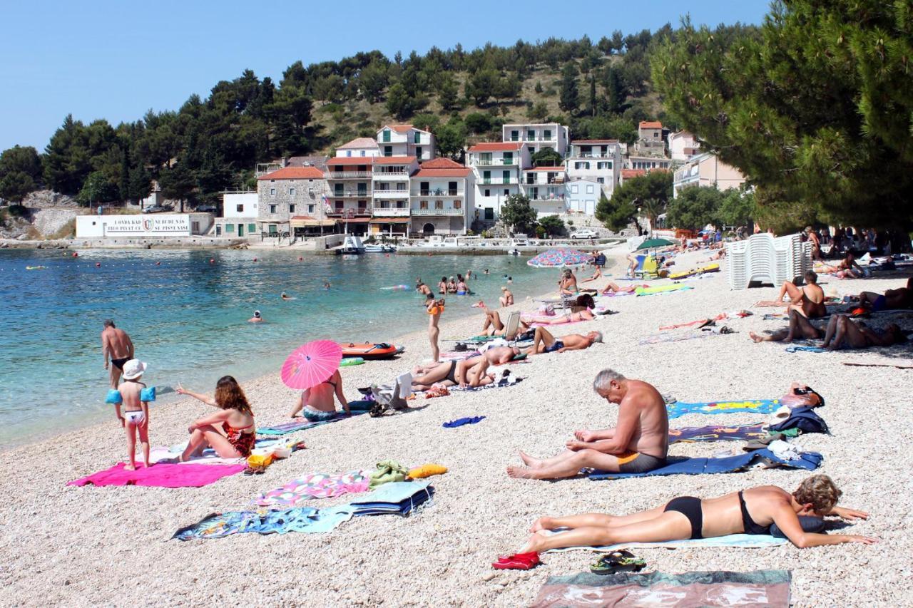 Apartments By The Sea Drvenik Donja Vala, Makarska - 6756 Екстериор снимка